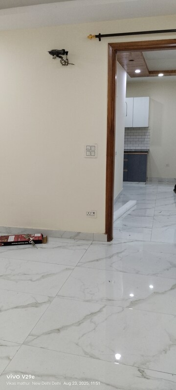 Room in 2 BHK Apartment at Paryavaran Complex – for Rent