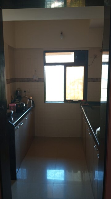 Room in 1 BHK Apartment at Vijay Garden Ghodbunder, Ghodbunder Road – for Rent