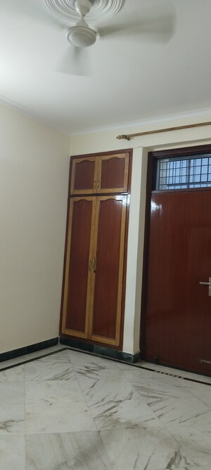 Room in 3 BHK Builder Floor at Uppal Southend, Sector 49 – for Sale