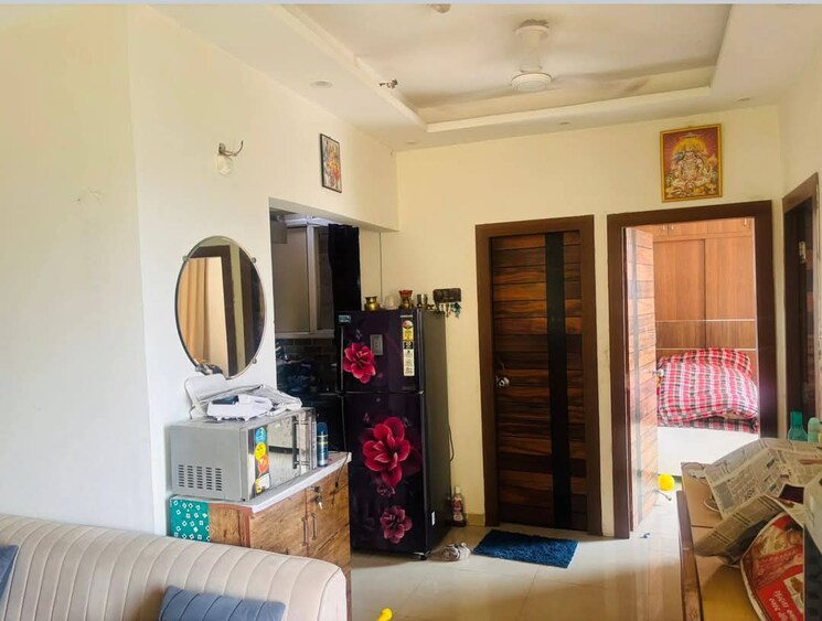 Living Room, mahagun-mywoods 2 Bedroom 593 Sq.Ft. Apartment In Sector 16c Greater Noida Greater Noida 9100782