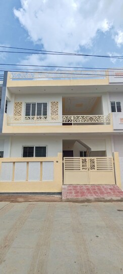 3 BHK + Pooja Room,Servant Room,Study Room Independent House For Sale in Matiyari