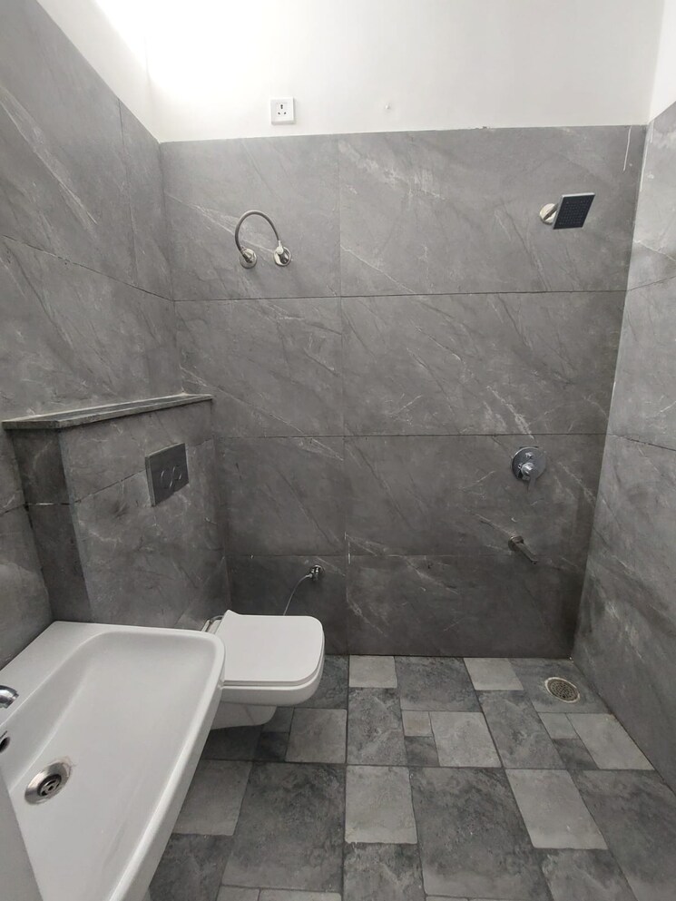 Bathroom, patiala road 2 Bedroom 1350 Sq.Ft. Villa In Patiala Road Zirakpur 9100787