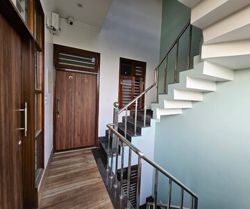 Staircase in 2 BHK Independent House at Gomti Nagar – for Rent