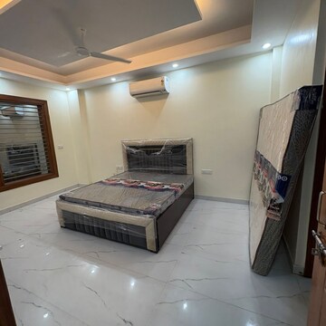Living Room in 3 BHK Builder Floor at Sector 47 – for Rent