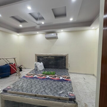 Bedroom in 3 BHK Builder Floor at Sector 47 – for Rent