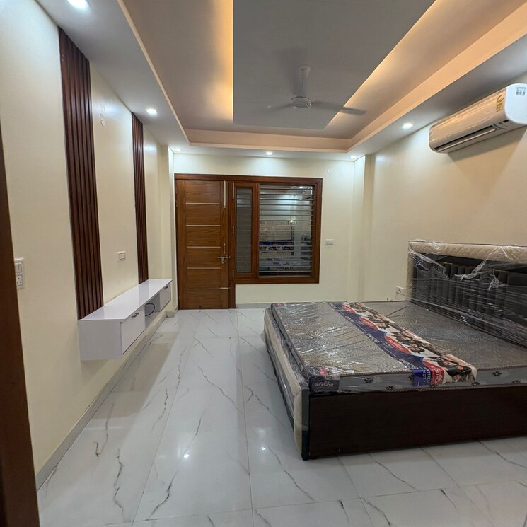 Bedroom, sector 47 3 Bedroom 2700 Sq.Ft. Builder Floor In Sector 47 Gurgaon 9100824