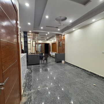 Gym in 3 BHK Builder Floor at Sector 47 – for Rent