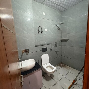 Bathroom in 3 BHK Builder Floor at Sector 47 – for Rent