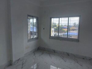 Room in 2 BHK Apartment at Sodepur – for Sale