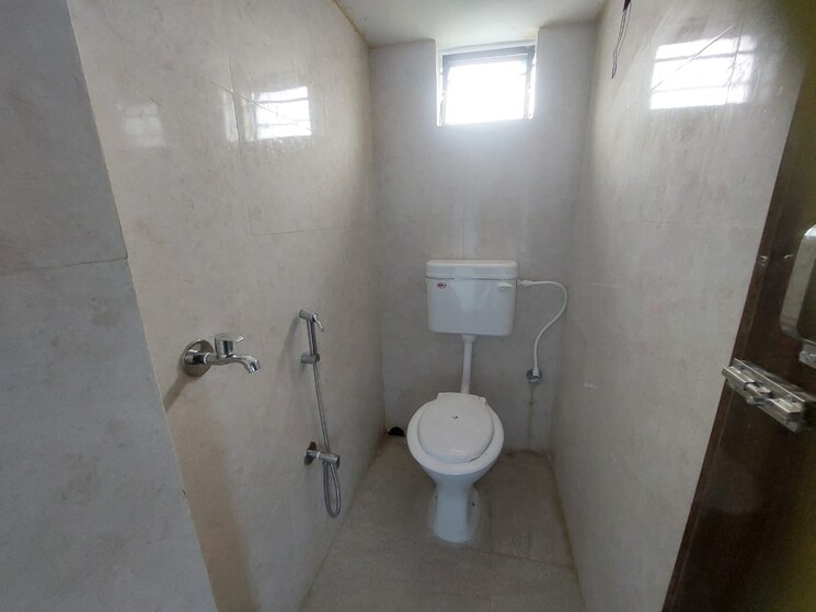 Bathroom, sodepur 2 Bedroom 827 Sq.Ft. Apartment In Sodepur Kolkata 9100873