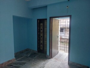 Room in 2 BHK Apartment at Sodepur – for Sale