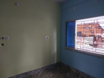 Room in 2 BHK Apartment at Sodepur – for Sale