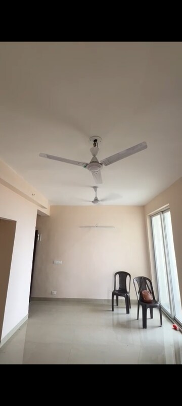 Furnished Amenities in 3 BHK Apartment at Amrapali Dream Valley, Tech Zone 4 Greater Noida – for Rent