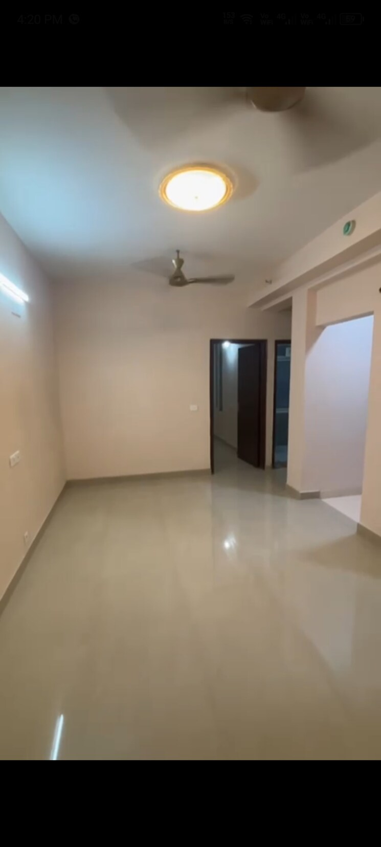 Room, amrapali-dream-valley 3 Bedroom 1045 Sq.Ft. Apartment In Tech Zone 4 Greater Noida Greater Noida 9100956