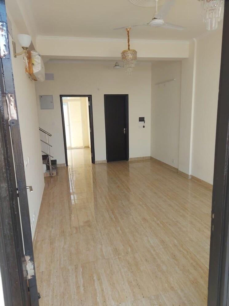 Room, amrapali-dream-valley 3 Bedroom 1690 Sq.Ft. Villa In Tech Zone 4 Greater Noida Greater Noida 9101045