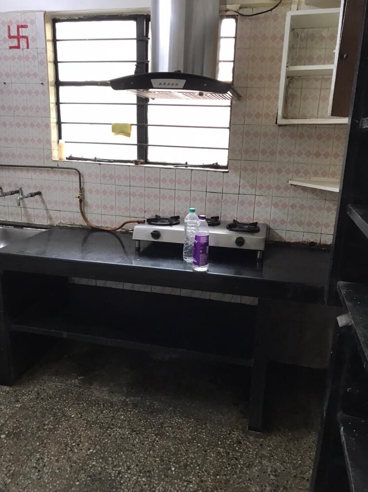 Kitchen, pooja-apartment-erandwane 3 Bedroom 1050 Sq.Ft. Apartment In Erandwane Pune 9101023