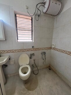 2 BHK Apartment For Sale in Raheja Gardens