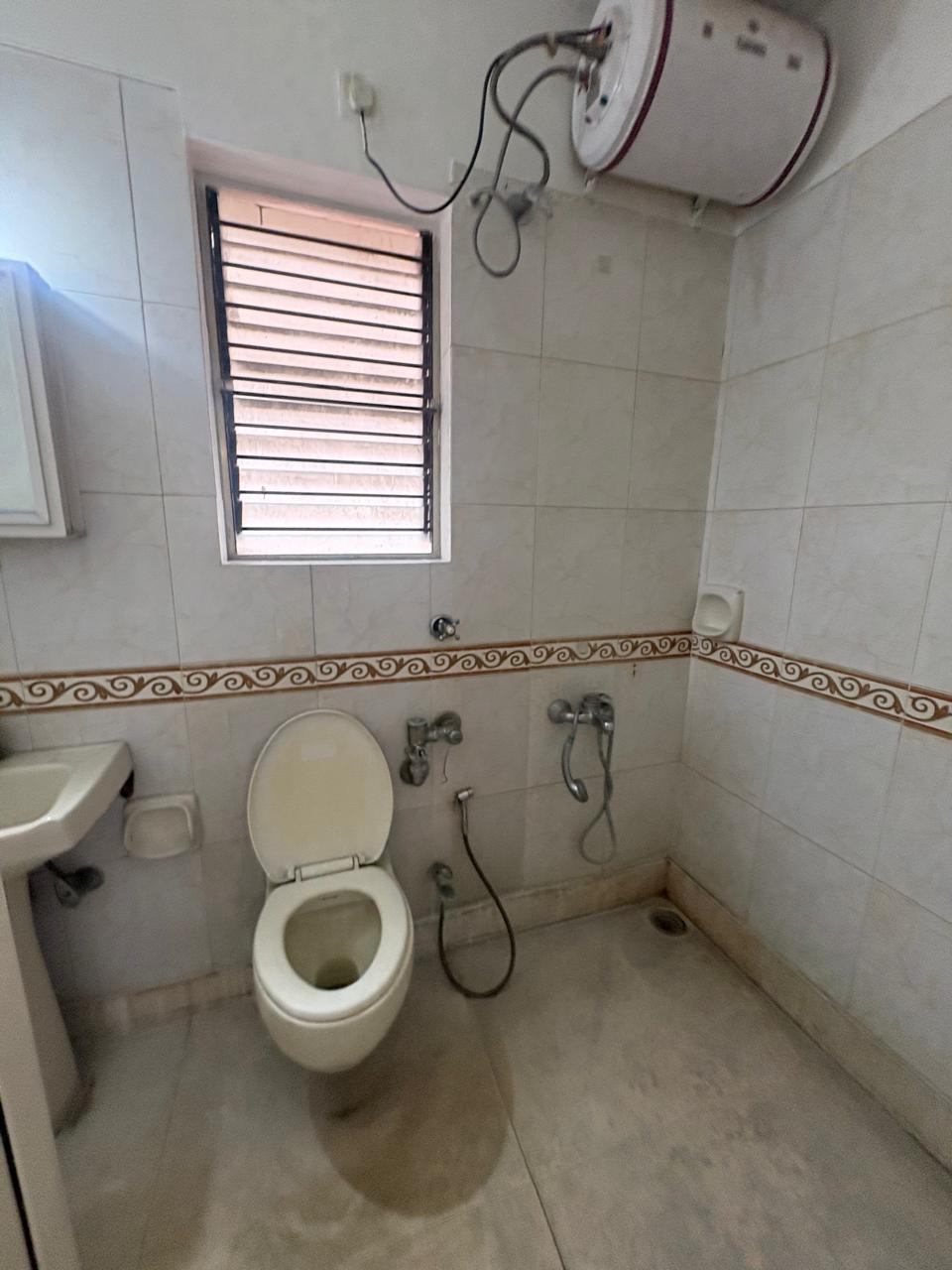 2 BHK Apartment For Sale in Raheja Gardens