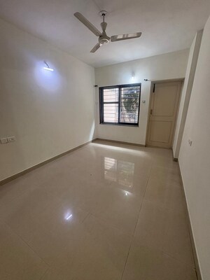 Room in 2 BHK Apartment at Raheja Gardens, Wanwadi – for Sale