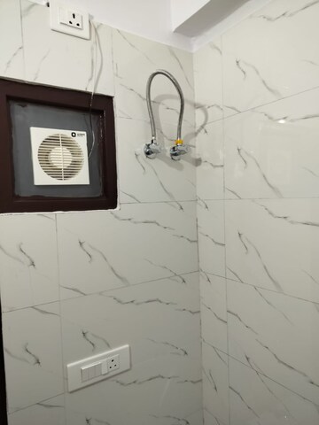 Bathroom in 1 RK Builder Floor at Palam Vihar Residents Association, Palam Vihar – for Rent
