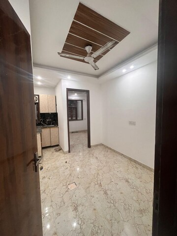 Room in 2 BHK Builder Floor at Chattarpur – for Rent