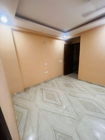 Room in 2 BHK Independent House at Chattarpur – for Rent