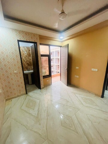 Room in 2 BHK Independent House at Chattarpur – for Rent