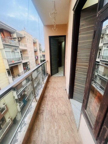 Balcony in 2 BHK Independent House at Chattarpur – for Rent