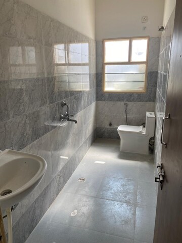 Bathroom in 1 BHK Builder Floor at Ansal Palam Triangle, Palam Vihar Extension – for Rent
