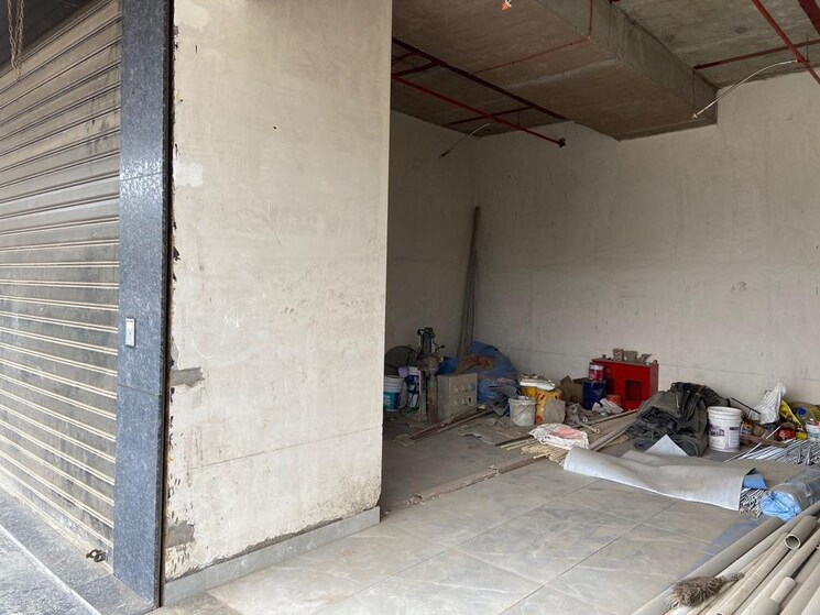 Bathroom, sky-pavilion Commercial Shop 500 Sq.Ft. In Undri Pune 9101090