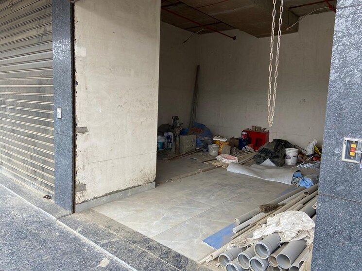 Bathroom, sky-pavilion Commercial Shop 500 Sq.Ft. In Undri Pune 9101090