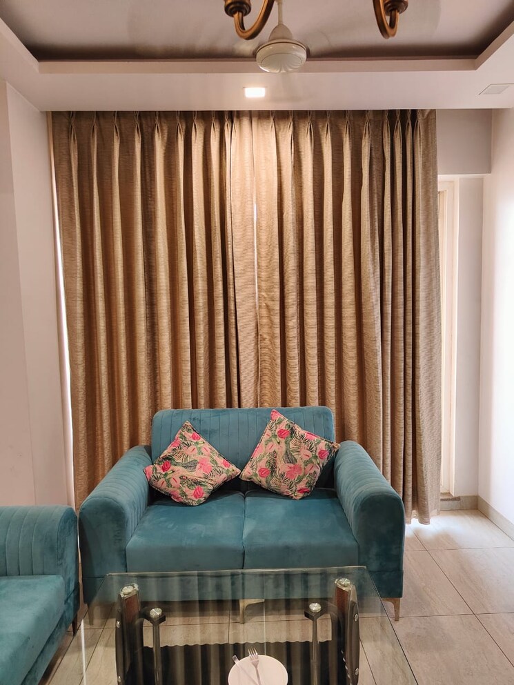 Living Room, aba-ivy-county 4 Bedroom 2511 Sq.Ft. Apartment In Sector 75 Noida 9101094