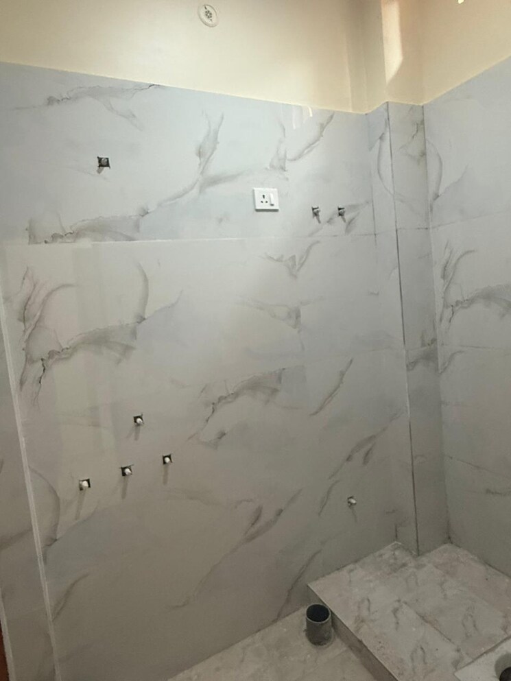 Bathroom, vigyan khand 2 Bedroom 1100 Sq.Ft. Villa In Vigyan Khand Lucknow 9101101