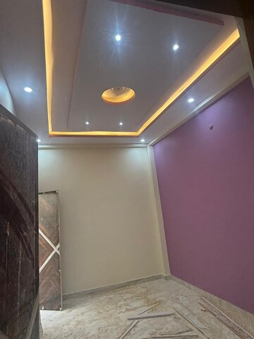 Furnished Amenities in 2 BHK Villa at Vigyan Khand – for Sale