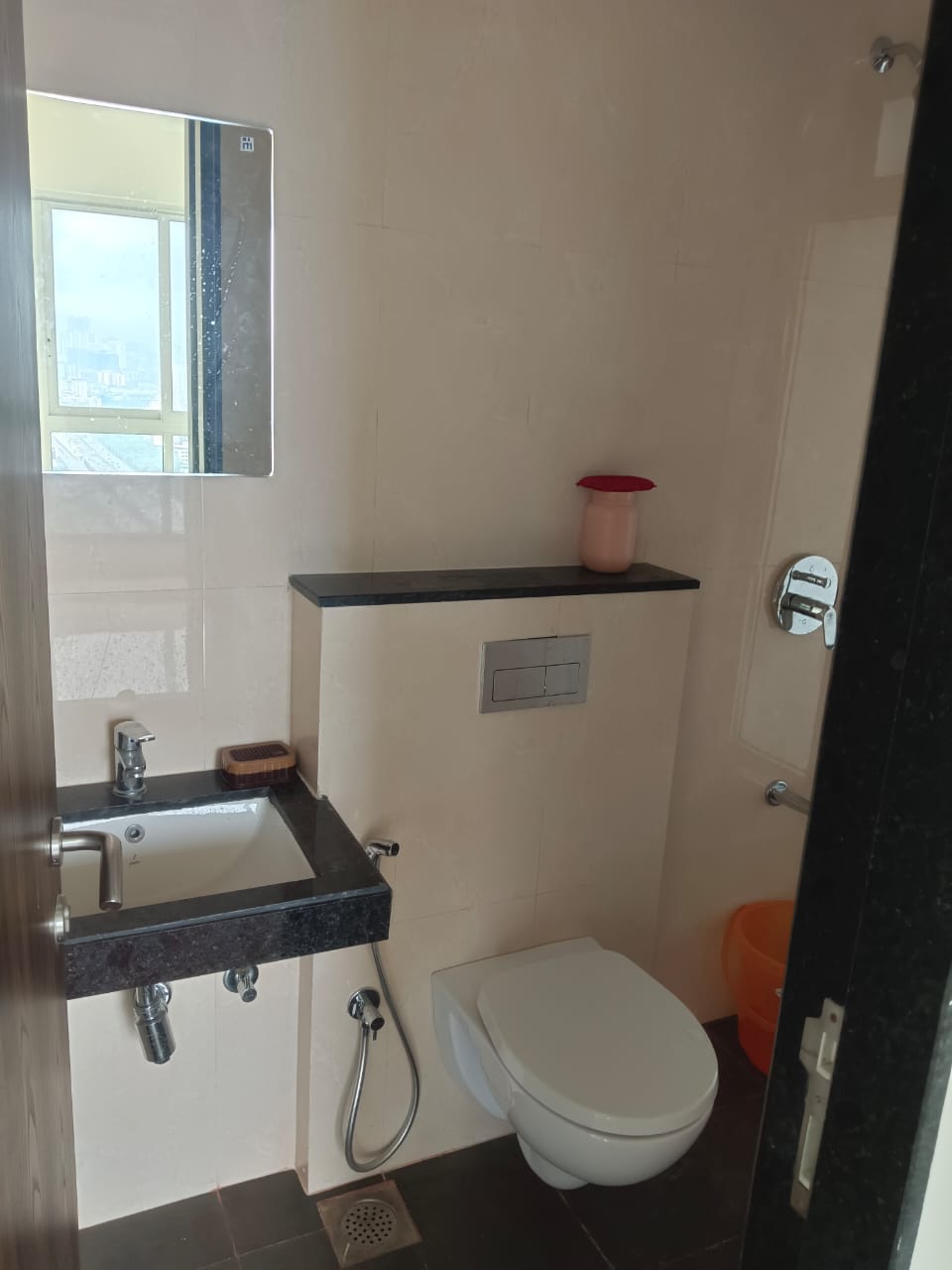 2 BHK + Pooja Room Apartment For Rent in Raymond Ten X Habitat