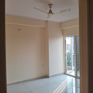 Room in 3 BHK Apartment at SKA Divya Towers, Sector 16 Greater Noida – for Rent