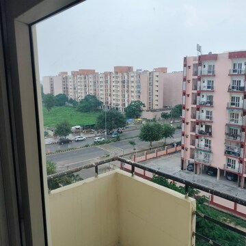 3.5 BHK Apartment For Sale in Nandakini Alaknanda Estate, Amar Shaheed Path