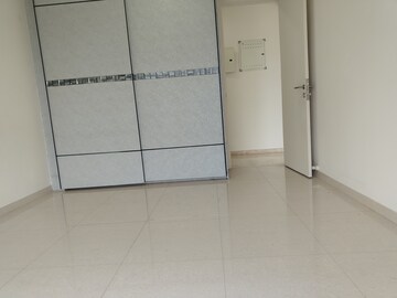 Bathroom in 3 BHK Apartment at Hiranandani Fortune City, New Panvel – for Rent