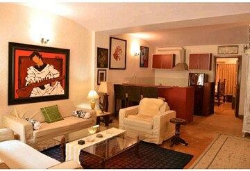 2 BHK Apartment For Rent in One Altamount Apartment, Altamount Road