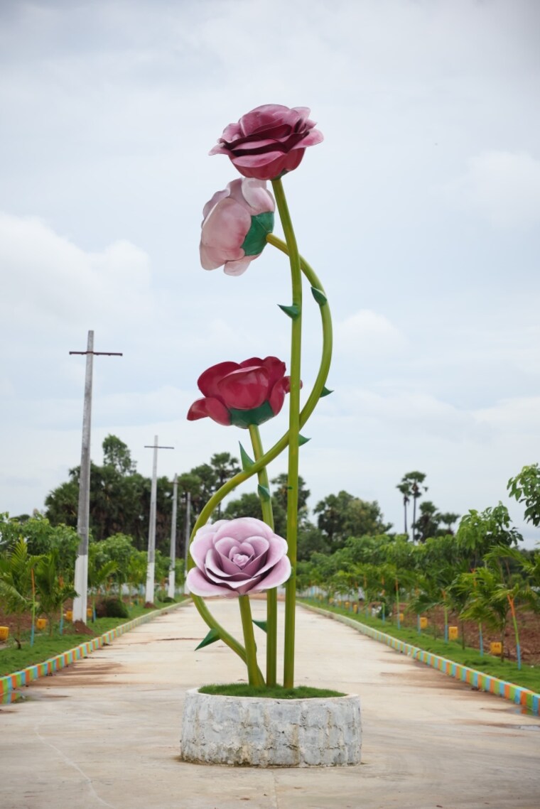 Garden, bhogapuram  165 Sq.Yd. Plot In Bhogapuram Vizag 9101129