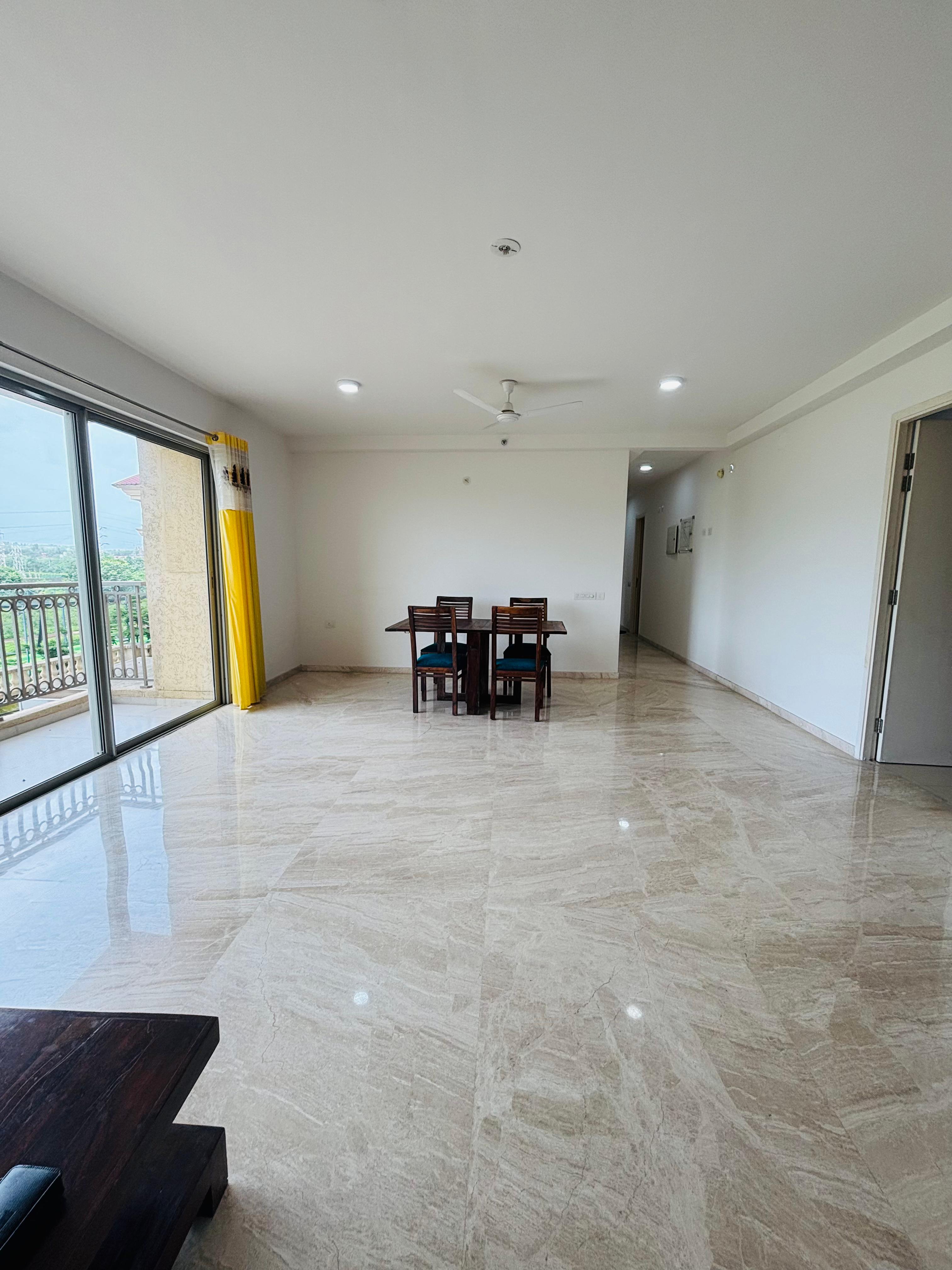 3 BHK + Study Room Apartment For Rent in Hiranandani Fortune City