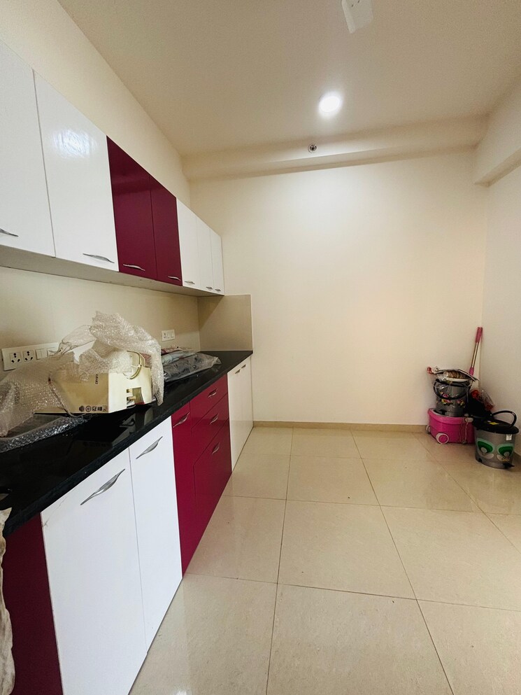 Kitchen, hiranandani-fortune-city 3 Bedroom 1700 Sq.Ft. Apartment In New Panvel Navi Mumbai 9101132