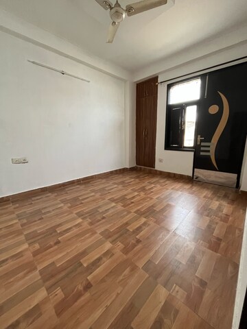 2 BHK Builder Floor For Rent in Saket