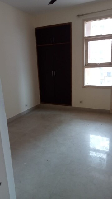 Room in 2 BHK Apartment at SRS Residency, Sector 88 – for Rent