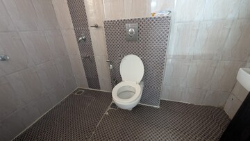 Bathroom in 4 BHK Apartment at Sunshine Apartment Singasandra, Singasandra – for Rent