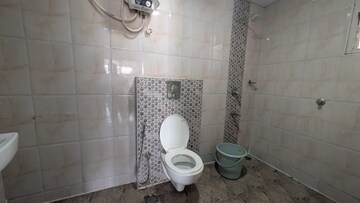 Bathroom in 4 BHK Apartment at Sunshine Apartment Singasandra, Singasandra – for Rent