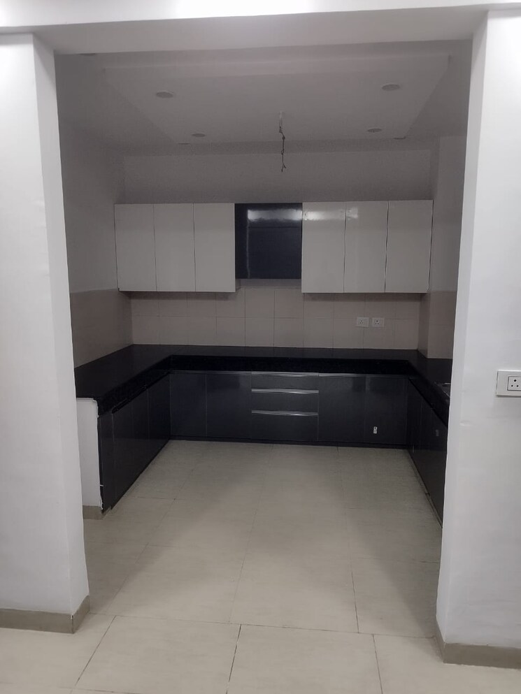 Kitchen, wave-armonia-villa 2.5 Bedroom 1350 Sq.Ft. Villa In Wave City Ghaziabad 9101157