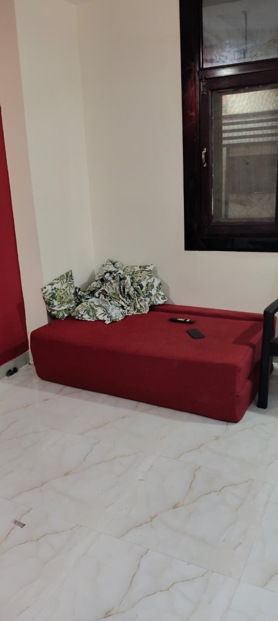 3 BHK 1300 Sq.Mt. Apartment in ABCZ East Platinum