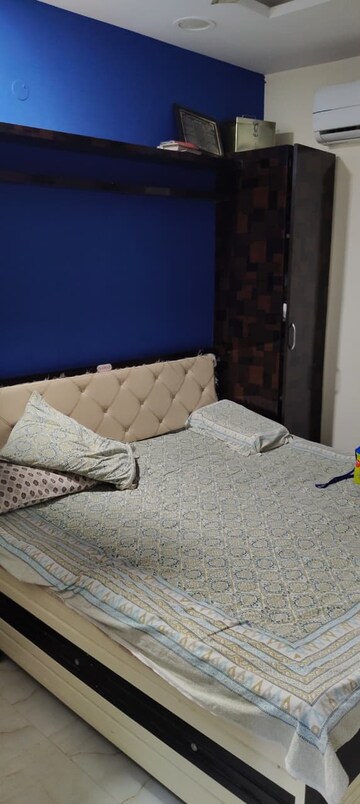 Bathroom in 3 BHK Apartment at ABCZ East Platinum, Sector 44 – for Rent