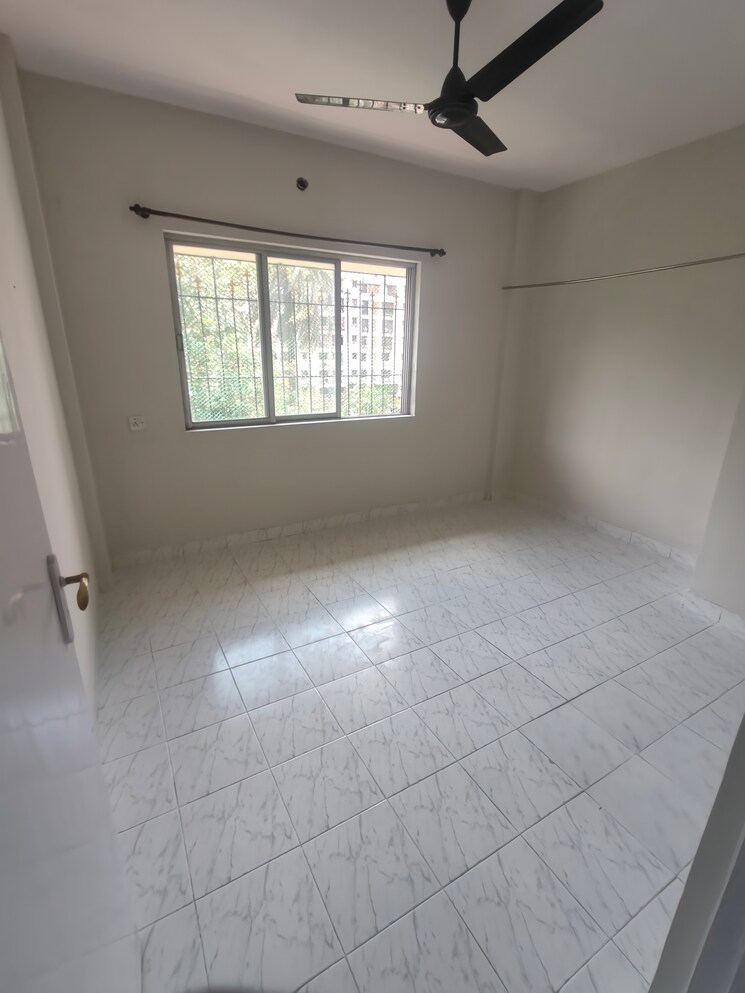 Room, happy-valley 2 Bedroom 730 Sq.Ft. Apartment In Manpada Thane 9101231